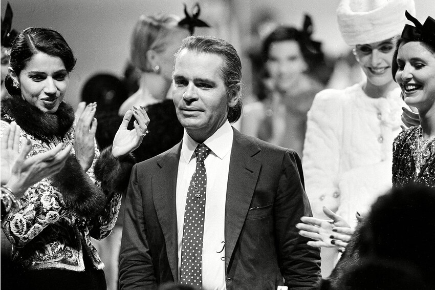 Карл Лагерфельд на дефиле Chanel Haute Couture в 1983 году